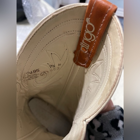 (SOLD) Dingo Cowboy boots size 7.5. Jessica Simpson seen wearing these boots! - Picture 13 of 14